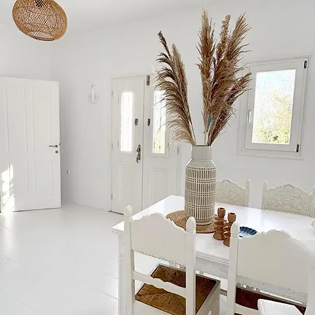 ヴィラ Zeos - Cycladic House Close To The *