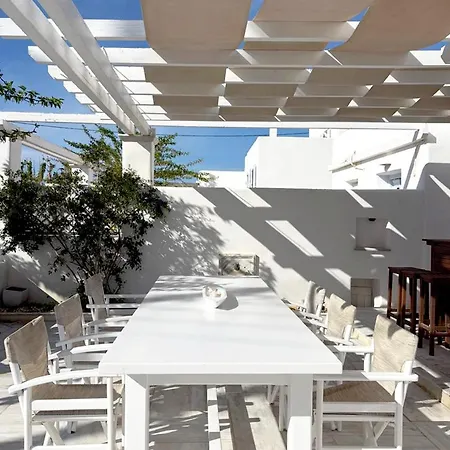 Zeos - Cycladic House Close To The