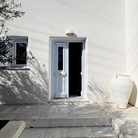 Zeos - Cycladic House Close To The *